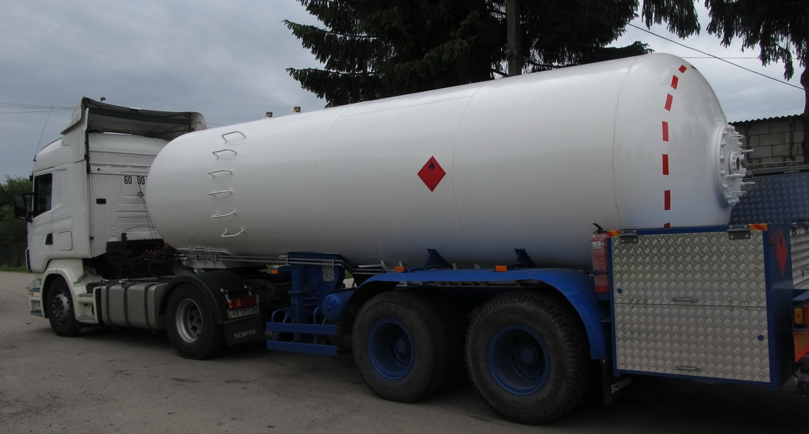 Фото газовоза від компанії «Єврогазсервіс» — ще одна транспортна ємність відправляється до замовника